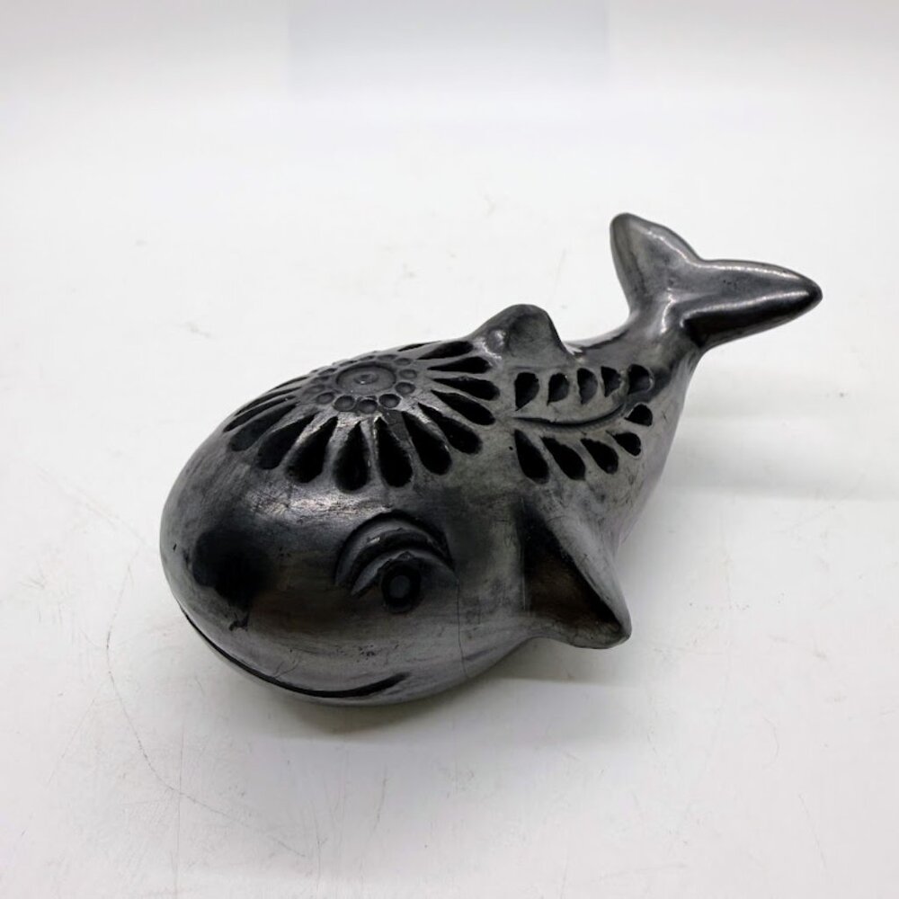 Vtg Barro Negro Whale Figurine Reticulated Black Oaxaca Mexican Folk Art Pottery